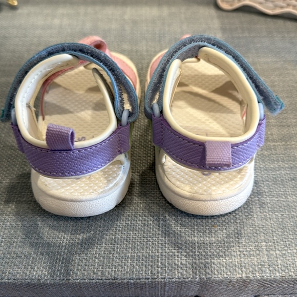 Carter’s Sandals - Picture 2 of 4